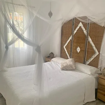 Lejlighed Casa Con Jardin Privado Y Cerca Del Mar
